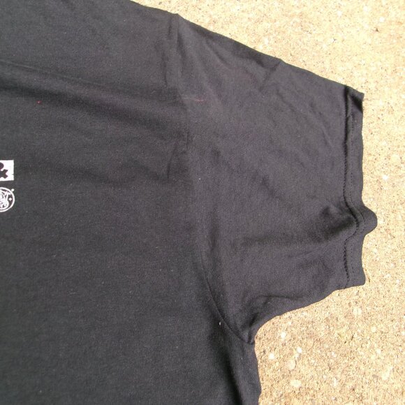 Smith & Wesson American Made Guns Ammunition USA Flag Black Men's XL S/S T-Shirt - Picture 5 of 8